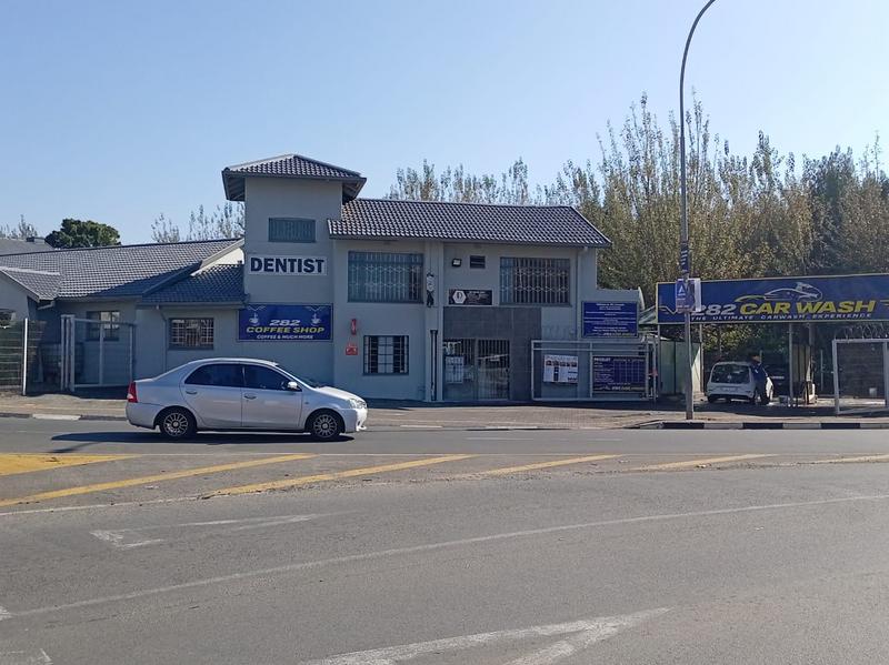 To Let Commercial Property for Rent in Glenanda Gauteng