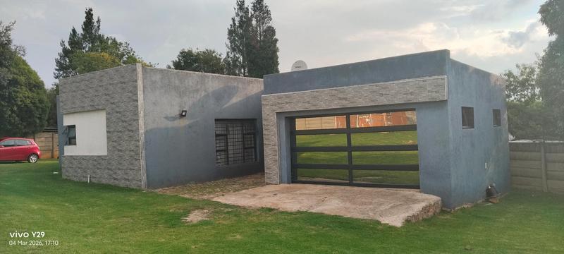 3 Bedroom Property for Sale in Esther Park Gauteng