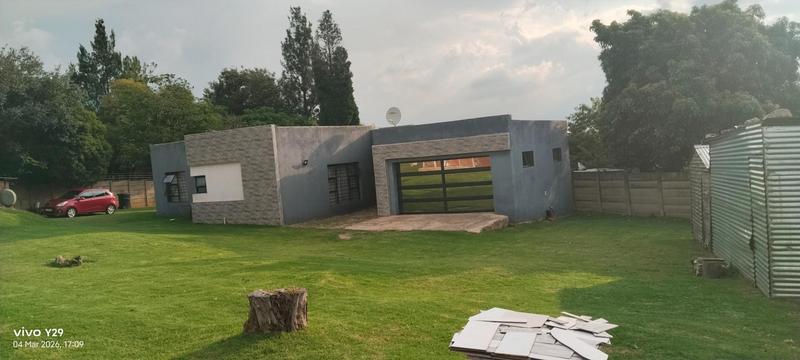3 Bedroom Property for Sale in Esther Park Gauteng