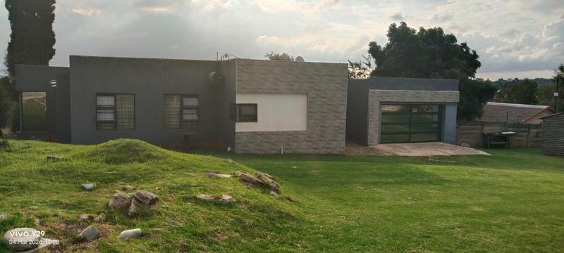 3 Bedroom Property for Sale in Esther Park Gauteng