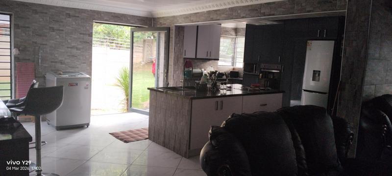 3 Bedroom Property for Sale in Esther Park Gauteng