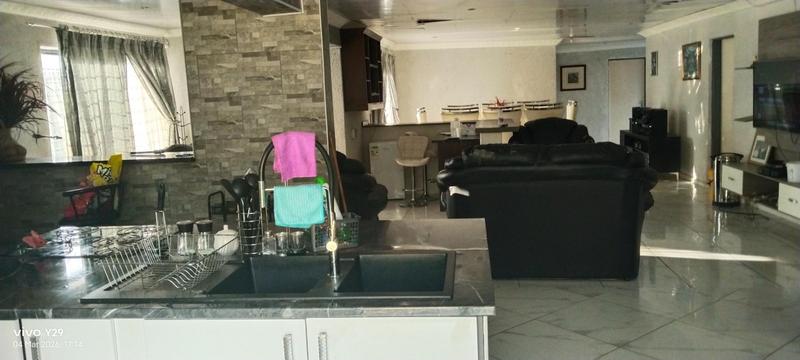 3 Bedroom Property for Sale in Esther Park Gauteng