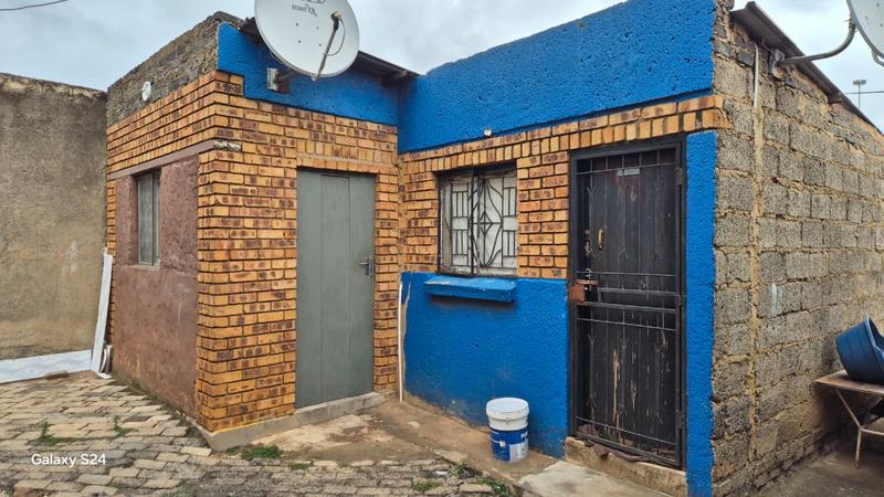 2 Bedroom Property for Sale in Tembisa Gauteng