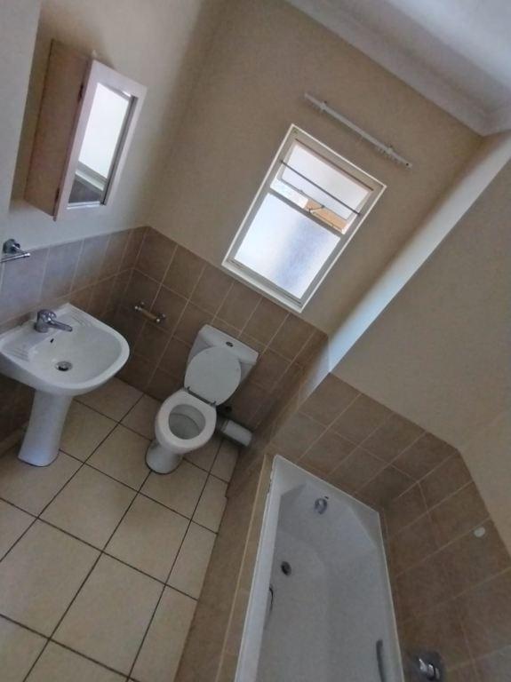To Let 2 Bedroom Property for Rent in Kosmosdal Gauteng