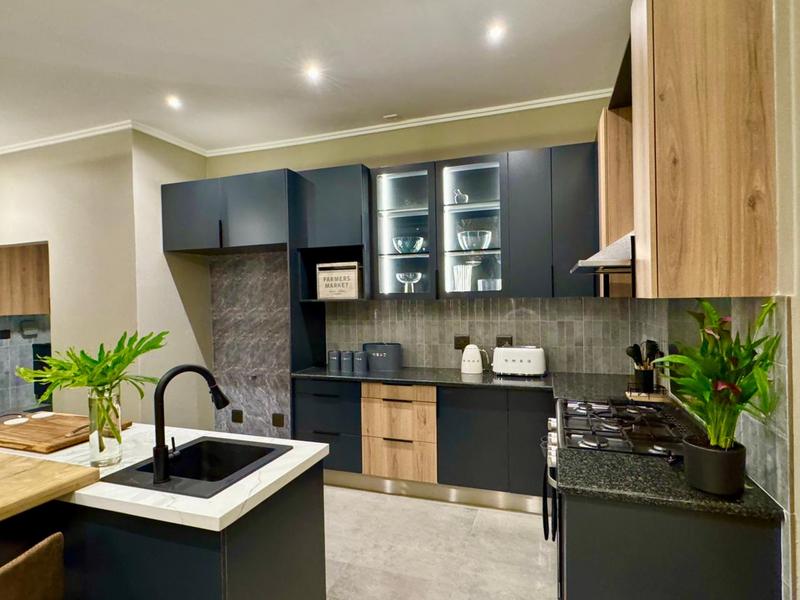 6 Bedroom Property for Sale in Midstream Estate Gauteng