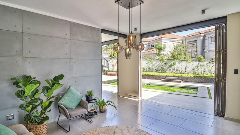 6 Bedroom Property for Sale in Midstream Estate Gauteng