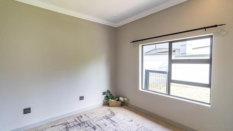 6 Bedroom Property for Sale in Midstream Estate Gauteng