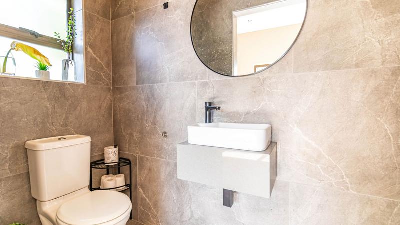 6 Bedroom Property for Sale in Midstream Estate Gauteng