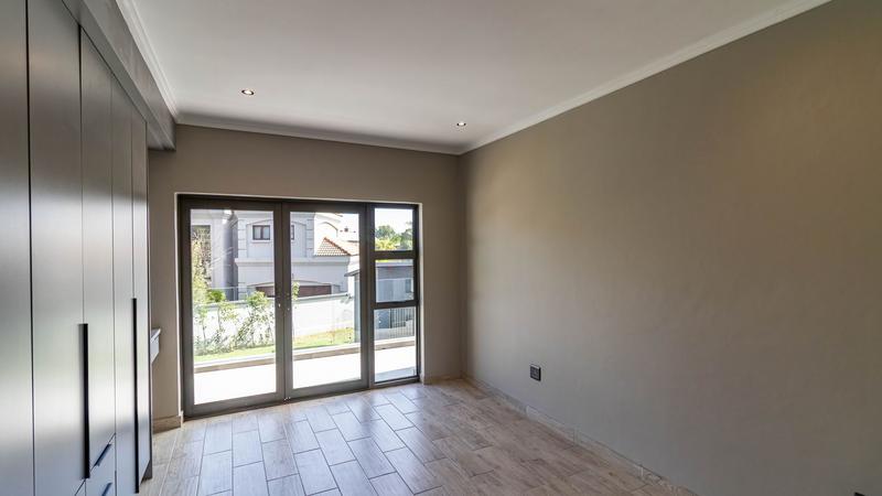 6 Bedroom Property for Sale in Midstream Estate Gauteng