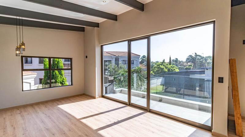 6 Bedroom Property for Sale in Midstream Estate Gauteng