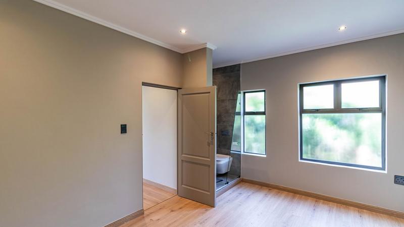 6 Bedroom Property for Sale in Midstream Estate Gauteng