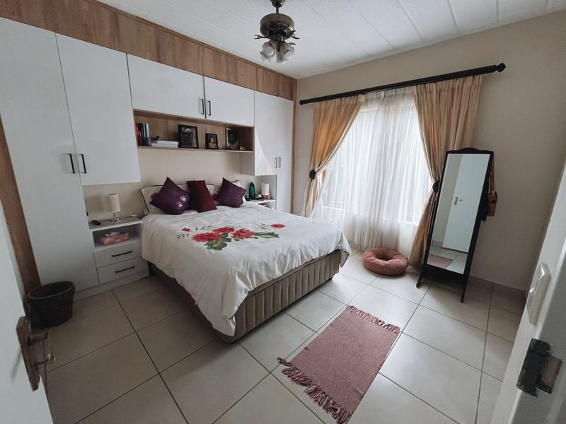 2 Bedroom Property for Sale in Douglasdale Gauteng