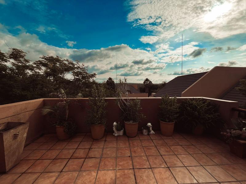 2 Bedroom Property for Sale in Douglasdale Gauteng