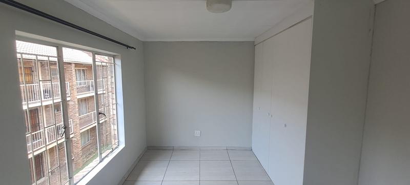To Let 2 Bedroom Property for Rent in Elspark Gauteng