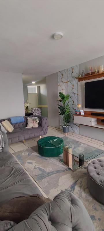 To Let 1 Bedroom Property for Rent in Bedford Gardens Gauteng