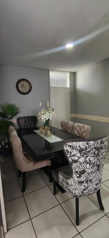 To Let 1 Bedroom Property for Rent in Bedford Gardens Gauteng