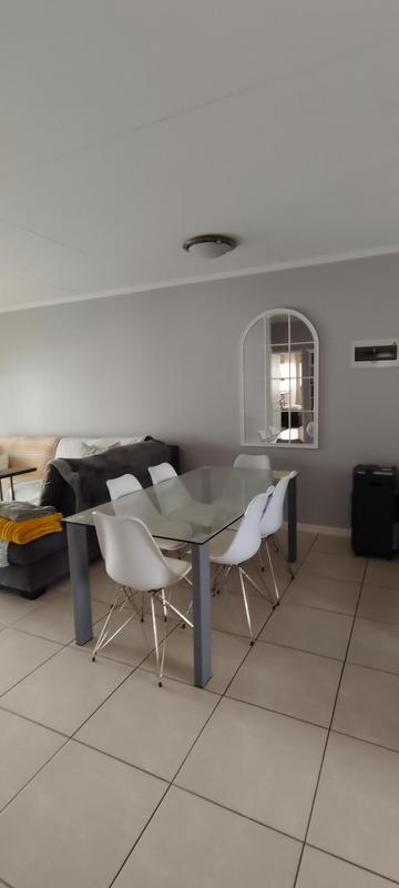 To Let 2 Bedroom Property for Rent in Greenstone Hill Gauteng
