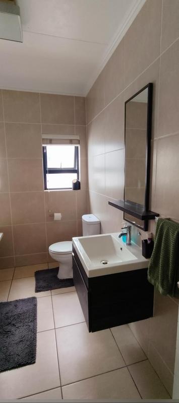 To Let 2 Bedroom Property for Rent in Greenstone Hill Gauteng