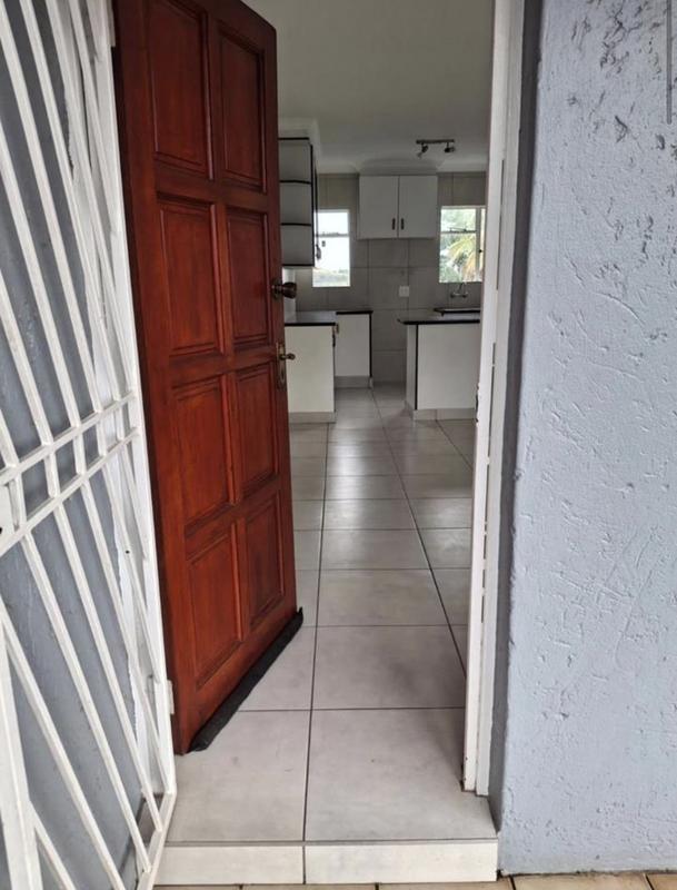 2 Bedroom Property for Sale in Linmeyer Gauteng