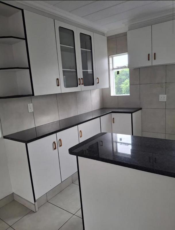2 Bedroom Property for Sale in Linmeyer Gauteng