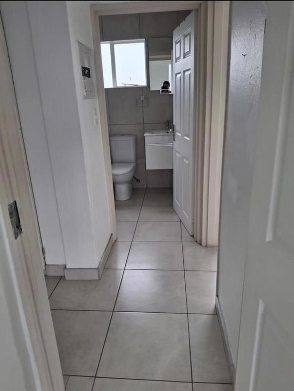 2 Bedroom Property for Sale in Linmeyer Gauteng