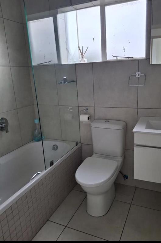 2 Bedroom Property for Sale in Linmeyer Gauteng