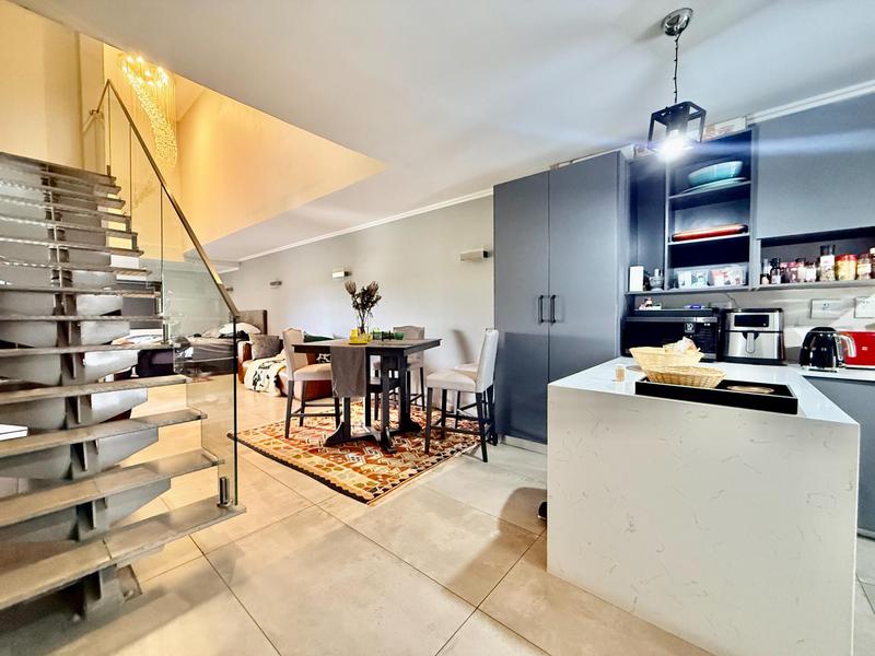 To Let 2 Bedroom Property for Rent in Hurlingham Gauteng