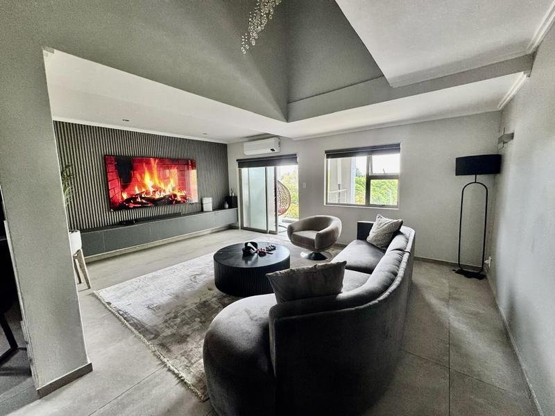 To Let 2 Bedroom Property for Rent in Hurlingham Gauteng