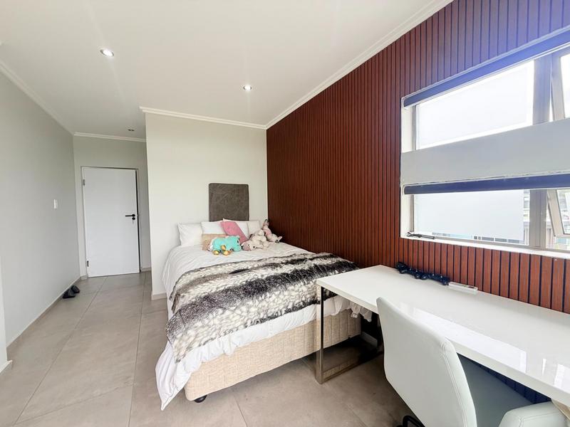 To Let 2 Bedroom Property for Rent in Hurlingham Gauteng