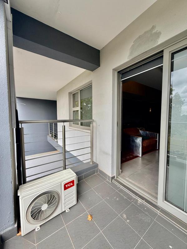 To Let 2 Bedroom Property for Rent in Hurlingham Gauteng