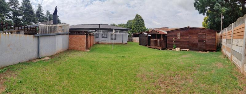 3 Bedroom Property for Sale in Daggafontein Gauteng