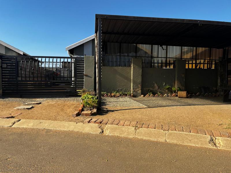 2 Bedroom Property for Sale in Windmill Park Gauteng
