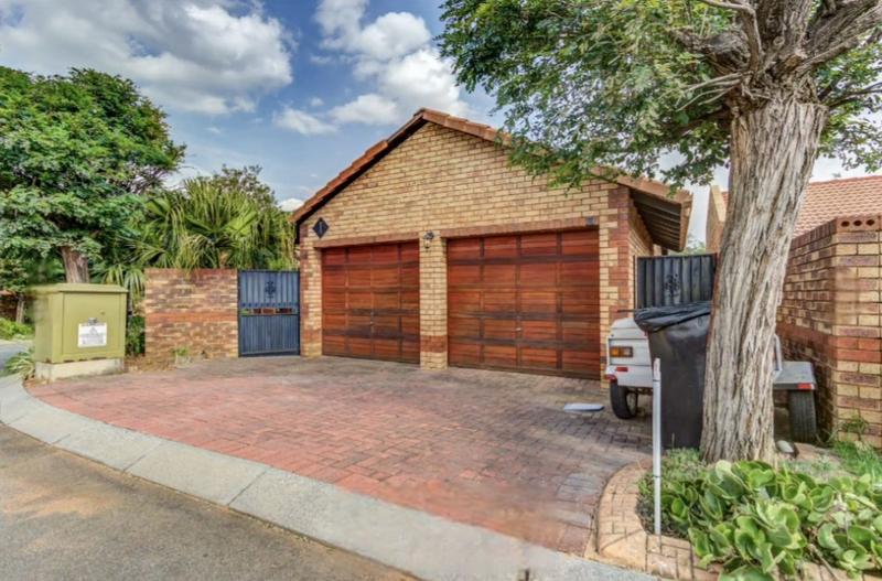 3 Bedroom Property for Sale in Van Riebeeck Park Gauteng