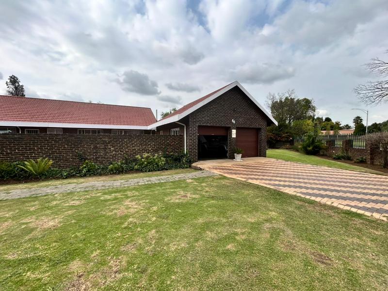 4 Bedroom Property for Sale in Sharon Park Gauteng