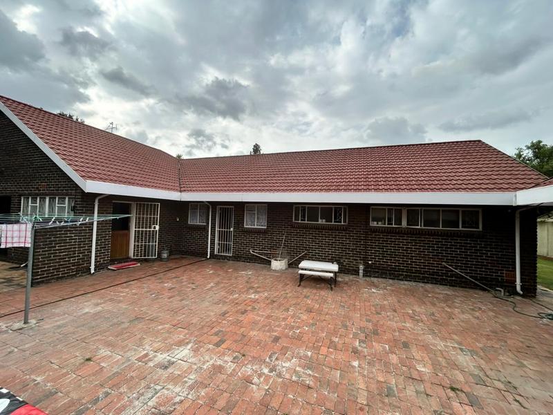 4 Bedroom Property for Sale in Sharon Park Gauteng