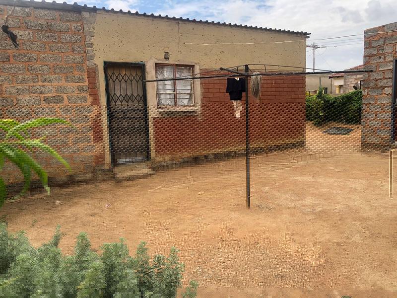 5 Bedroom Property for Sale in Langaville Ext 3 Gauteng