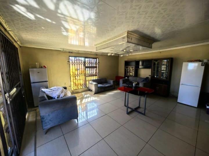3 Bedroom Property for Sale in Daveyton Gauteng