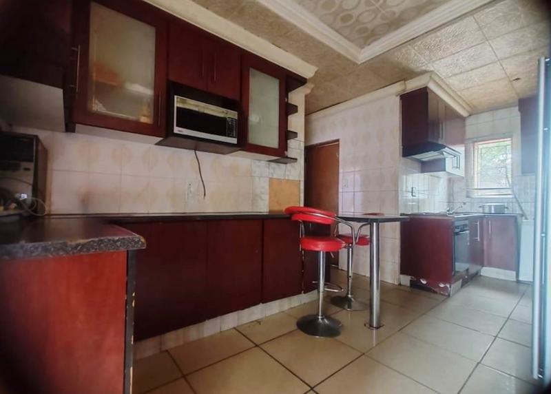 4 Bedroom Property for Sale in Tsakane Gauteng