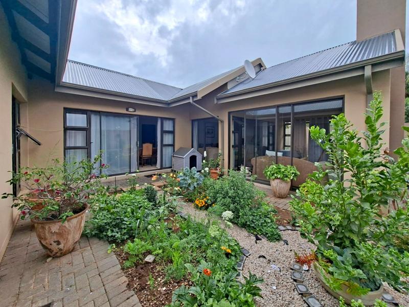 3 Bedroom Property for Sale in Midstream Estate Gauteng