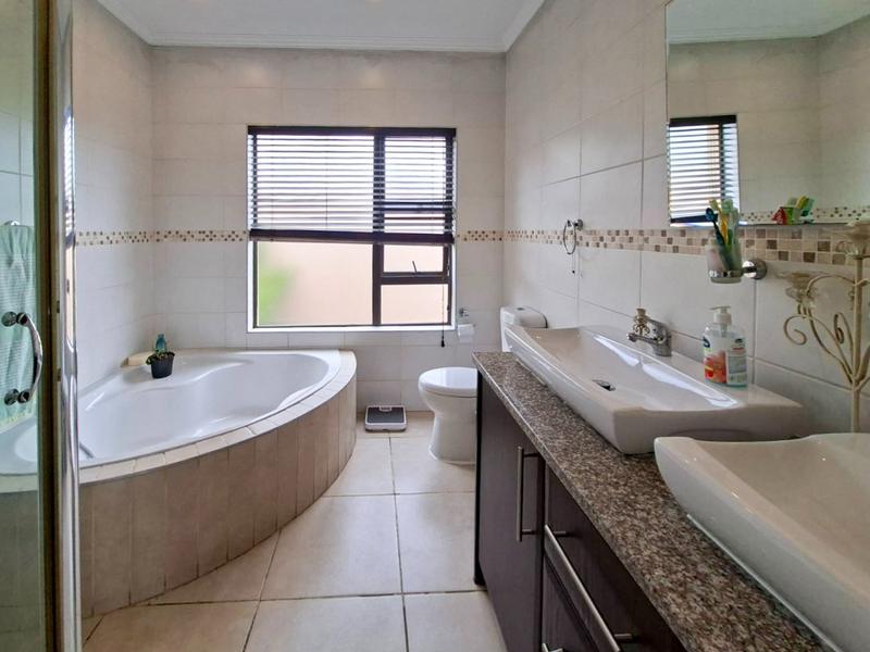 3 Bedroom Property for Sale in Midstream Estate Gauteng