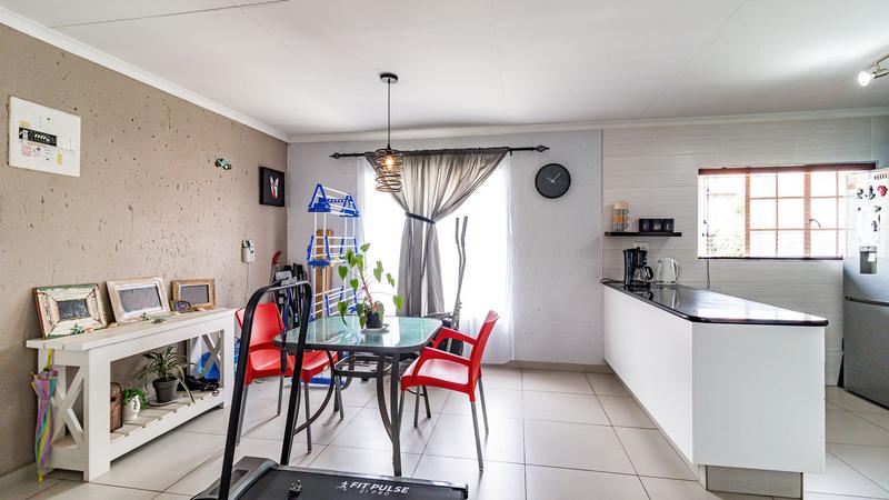 To Let 2 Bedroom Property for Rent in Eden Glen Gauteng