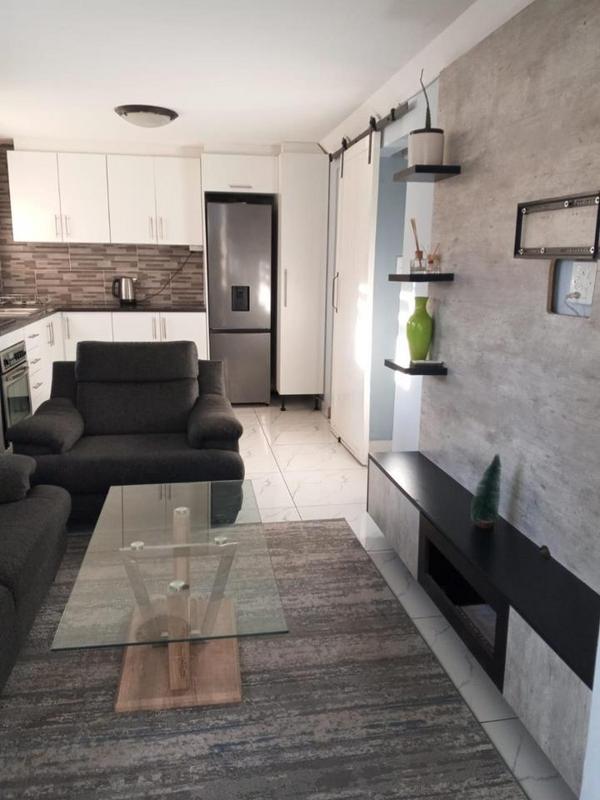 To Let 1 Bedroom Property for Rent in Sandown Gauteng