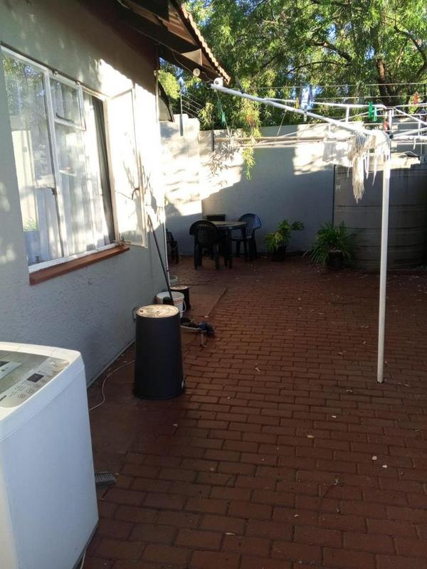 To Let 1 Bedroom Property for Rent in Sandown Gauteng