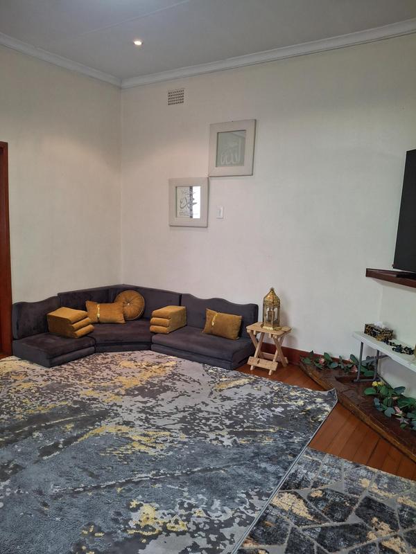 To Let 3 Bedroom Property for Rent in Greenside Gauteng