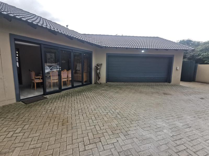 3 Bedroom Property for Sale in Golf Park Gauteng
