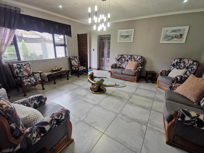 3 Bedroom Property for Sale in Golf Park Gauteng
