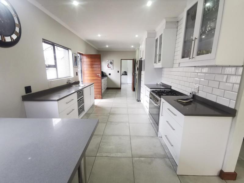 3 Bedroom Property for Sale in Golf Park Gauteng