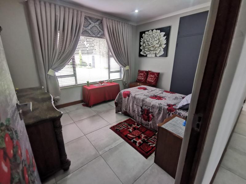 3 Bedroom Property for Sale in Golf Park Gauteng