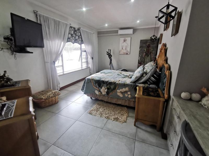 3 Bedroom Property for Sale in Golf Park Gauteng