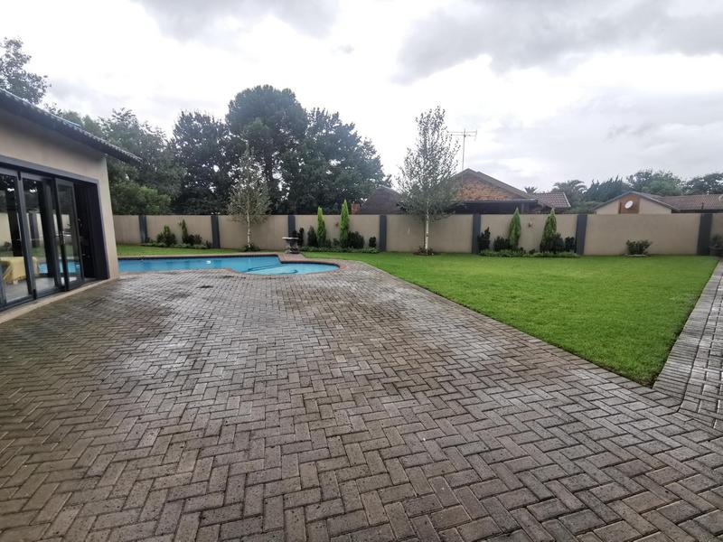 3 Bedroom Property for Sale in Golf Park Gauteng